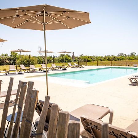 Lou Mas Dou Juge Hotel Saintes-Maries-de-la-Mer Bagian luar foto