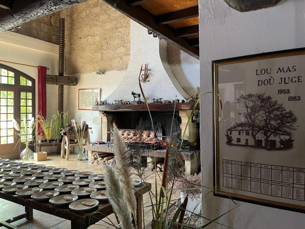 Lou Mas Dou Juge Hotel Saintes-Maries-de-la-Mer Bagian luar foto